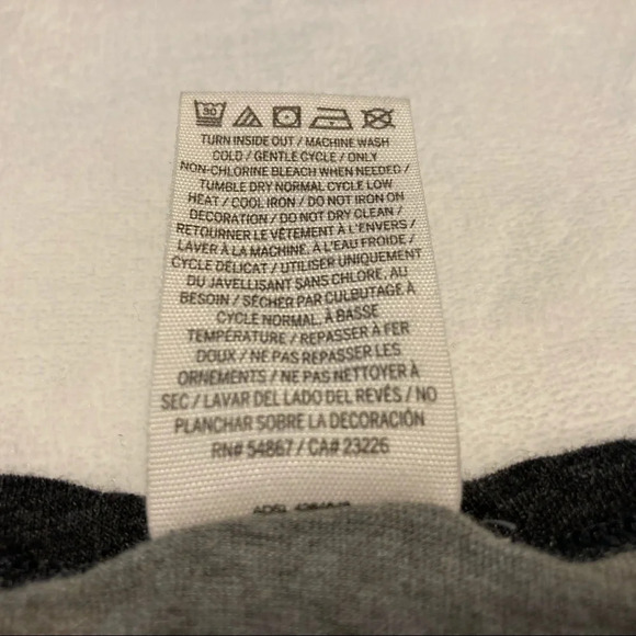 PINK Victoria’s Secret T-Shirt S - Picture 3 of 12